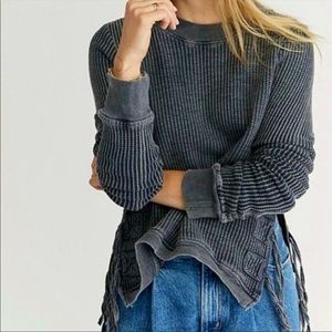 FREE PEOPLE LONG SLEEVE WITH TIE SIDES